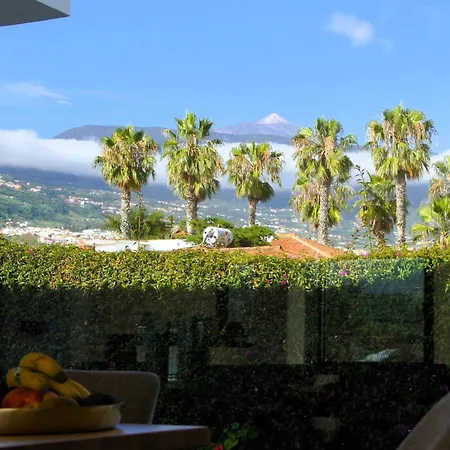 Hébergement de vacances Brisamar Mit Meerblick Und Beheiztem Pool